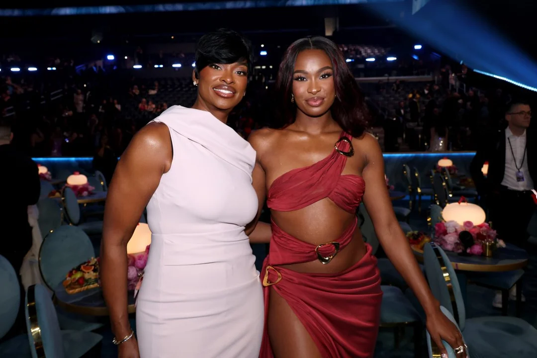 Coco Jones Dominates R&B Charts & Embarks on 40-City Tour: The Rise of a New Star